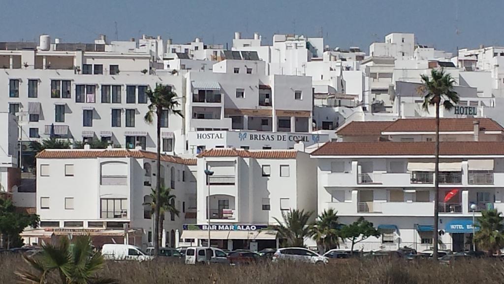 Hostal Brisas De Conil Коніль-де-ла-Фронтера Екстер'єр фото