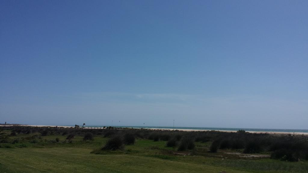 Hostal Brisas De Conil Коніль-де-ла-Фронтера Екстер'єр фото