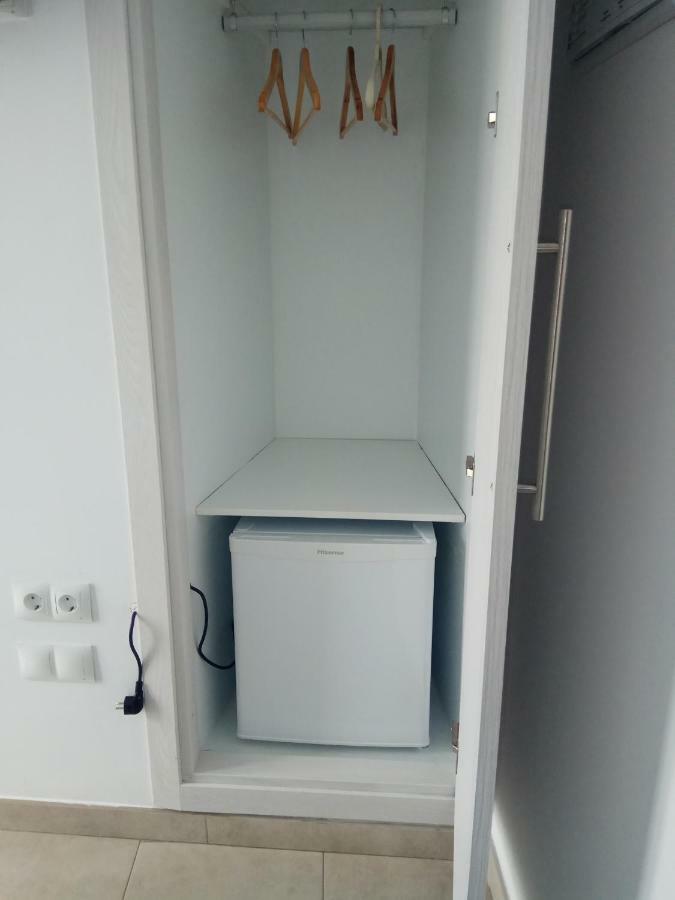 Hostal Brisas De Conil Коніль-де-ла-Фронтера Екстер'єр фото